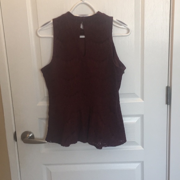 Burgundy lace top with peplum bottom - Picture 4 of 7